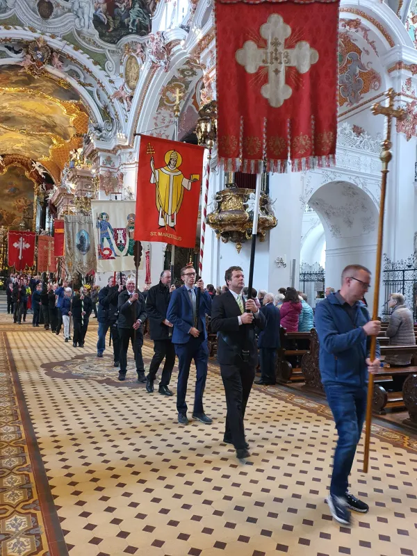 Landeswallfahrt Einsiedeln (Foto: Urs Heini) Landeswallfahrt Einsiedeln (Foto: Urs Heini)